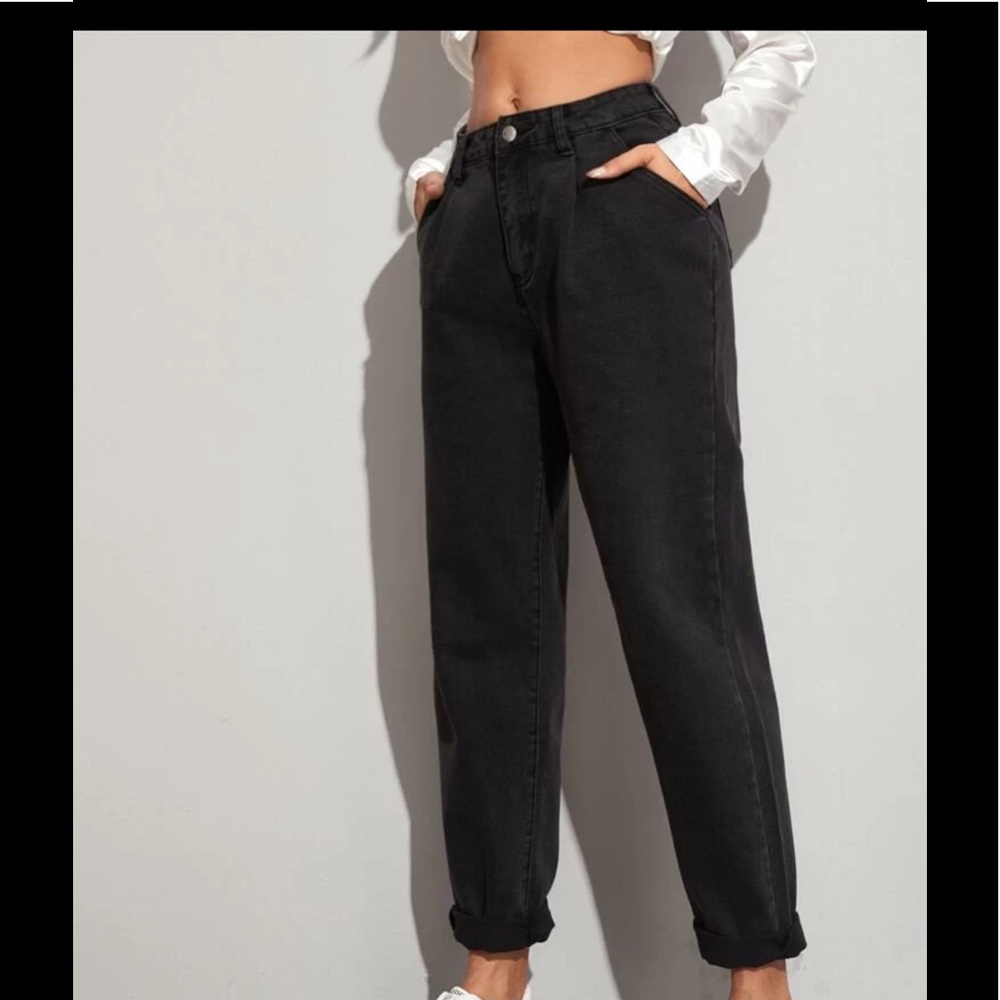 High Rise Mom Jeans - Picture 3 of 5